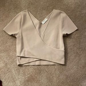 Aritizia Sculpt Criss Cross top